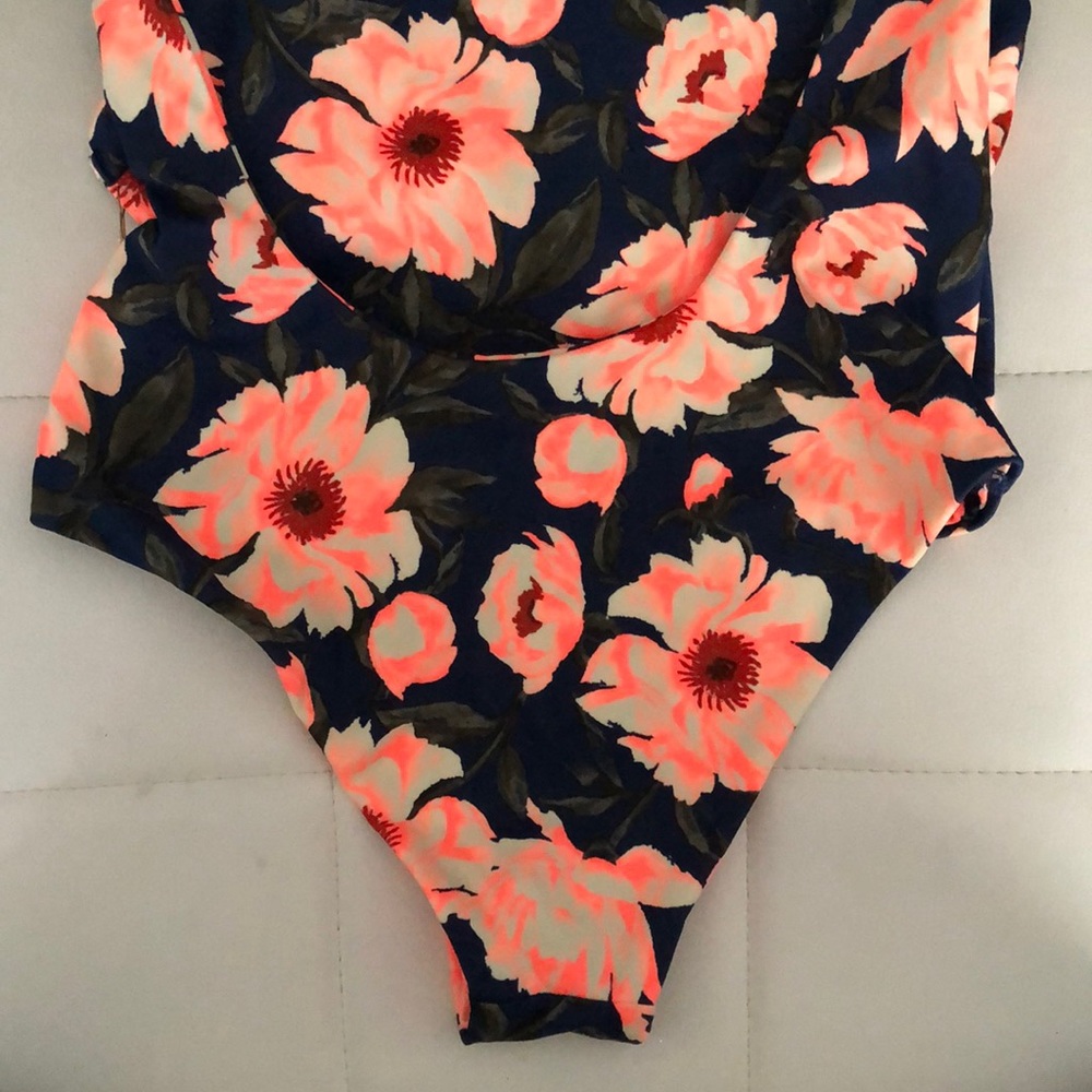 *NWT* Tori Praver one piece swimsuit - New! - Picture 7 of 7